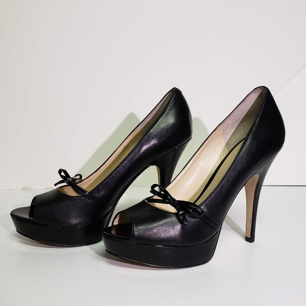 Enzo‎ Angiolini Platform Pumps